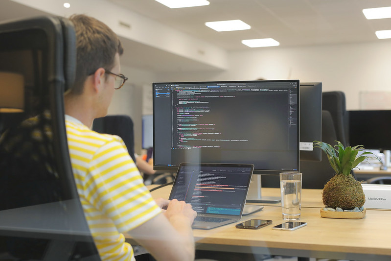 Outsource Outsource
