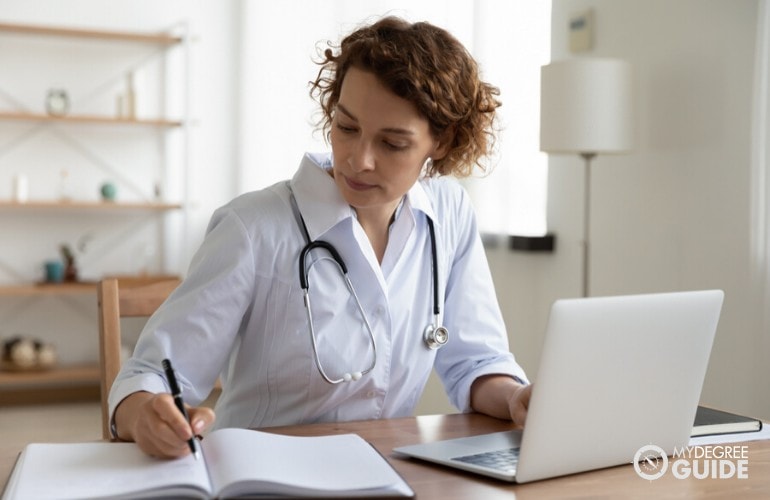 Healthcare admin degree online