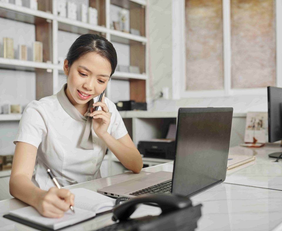 Virtual receptionist healthcare