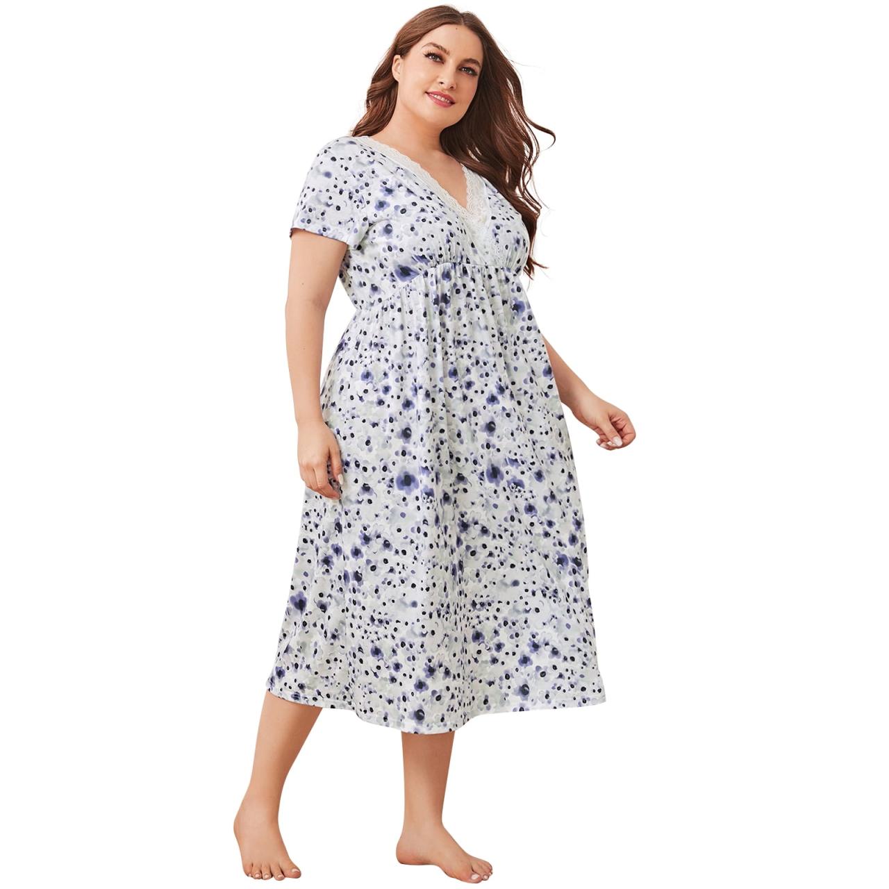 Short night gown for women