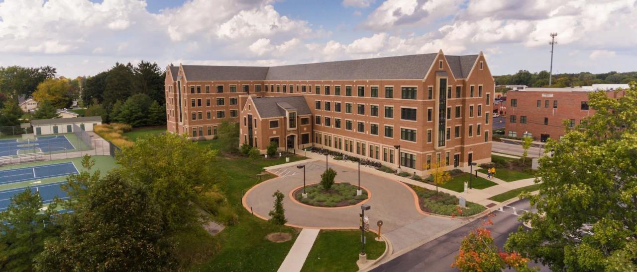 Valparaiso university phone number