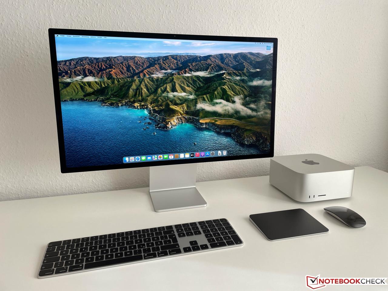 Apple Mac Studio 2022 M1 Max and Studio Display in review: The perfect ... Apple Mac Studio 2022 M1 Max and Studio Display in review: The perfect ...