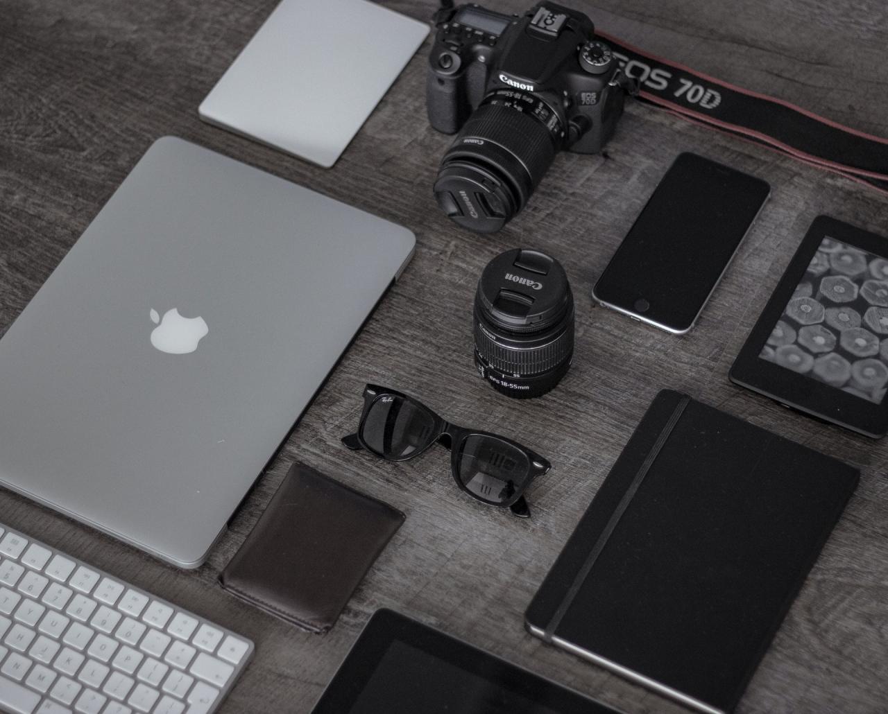 9 Best Gadgets to Improve Your Lifestyle in 2022 - TechEngage
