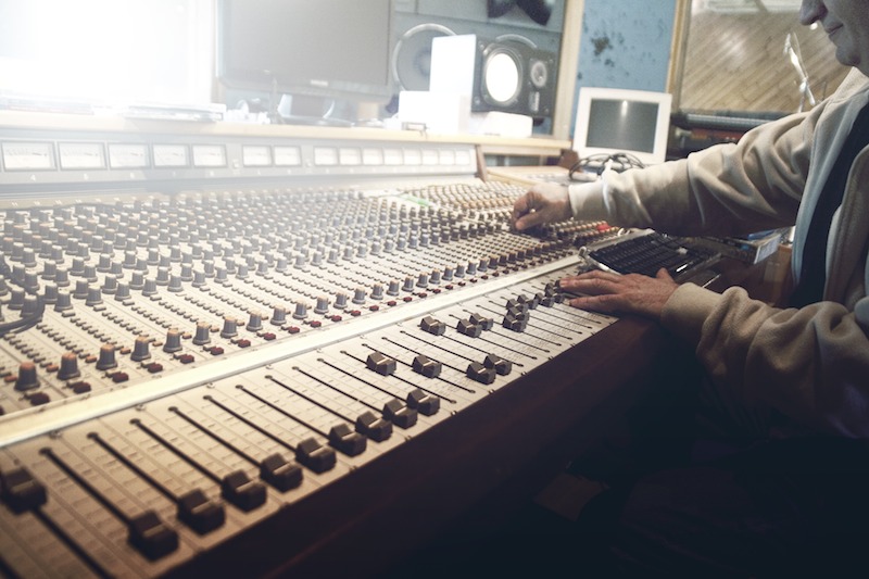 Essential Mastering Tips for the Bedroom Producer – Flypaper Essential Mastering Tips for the Bedroom Producer – Flypaper