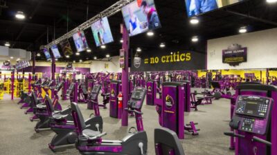 Planet Fitness in Lorain honors veterans with photo wall