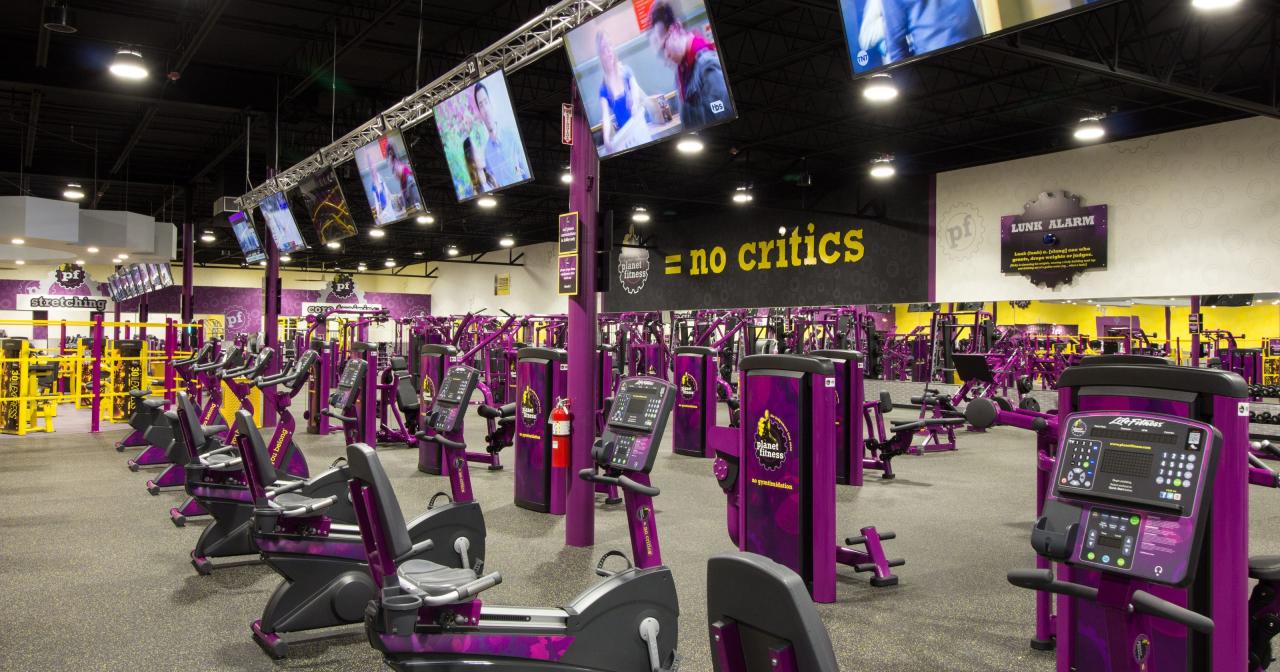 Planet Fitness in Lorain honors veterans with photo wall Planet Fitness in Lorain honors veterans with photo wall